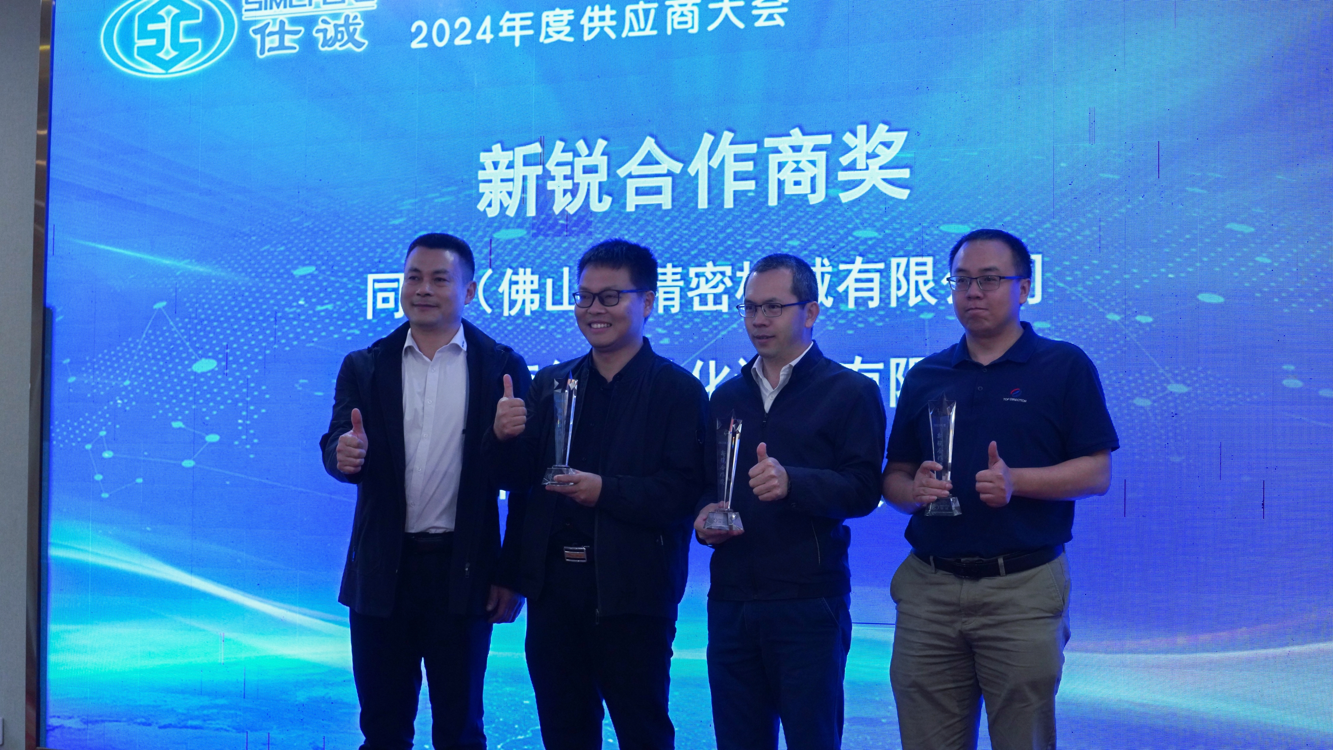 11642871.jpg 11642871.jpg